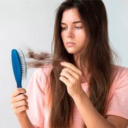 Más cabello en la almohada